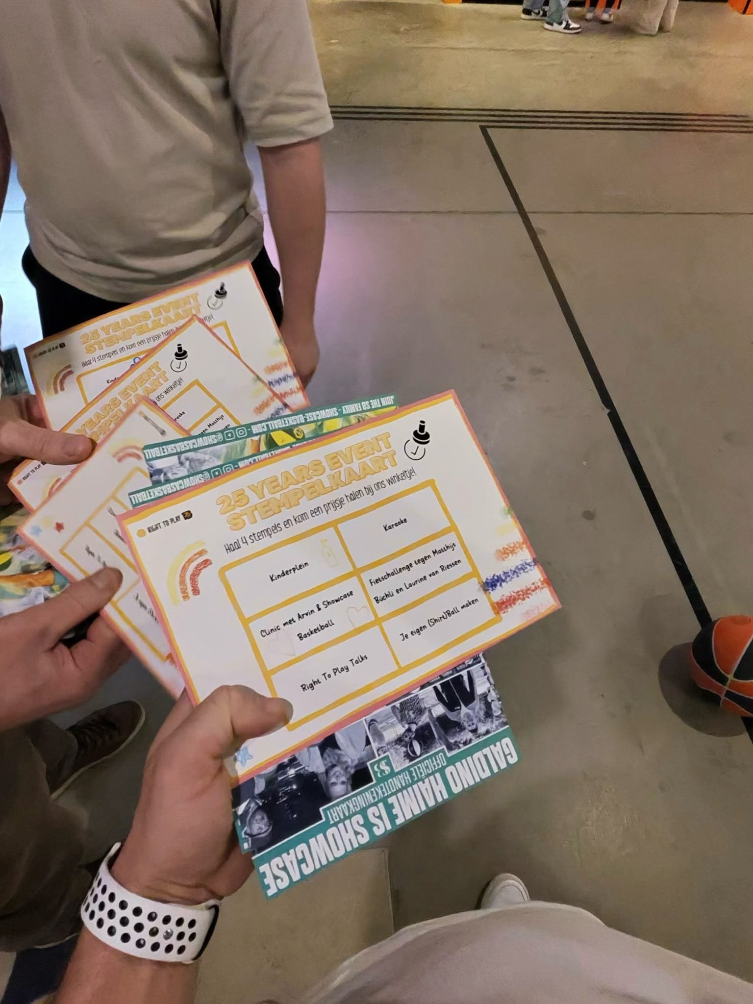 4DCB6B50-ABEF-44C6-ABCD-394E3AEE17C5