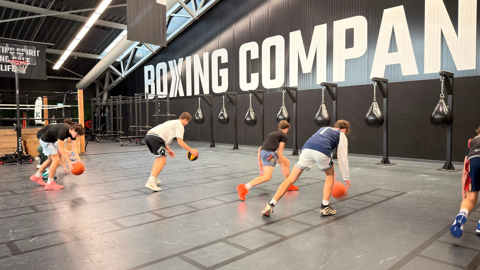 Basketbalfeest bij Boxing Company (Oud-Beijerland)