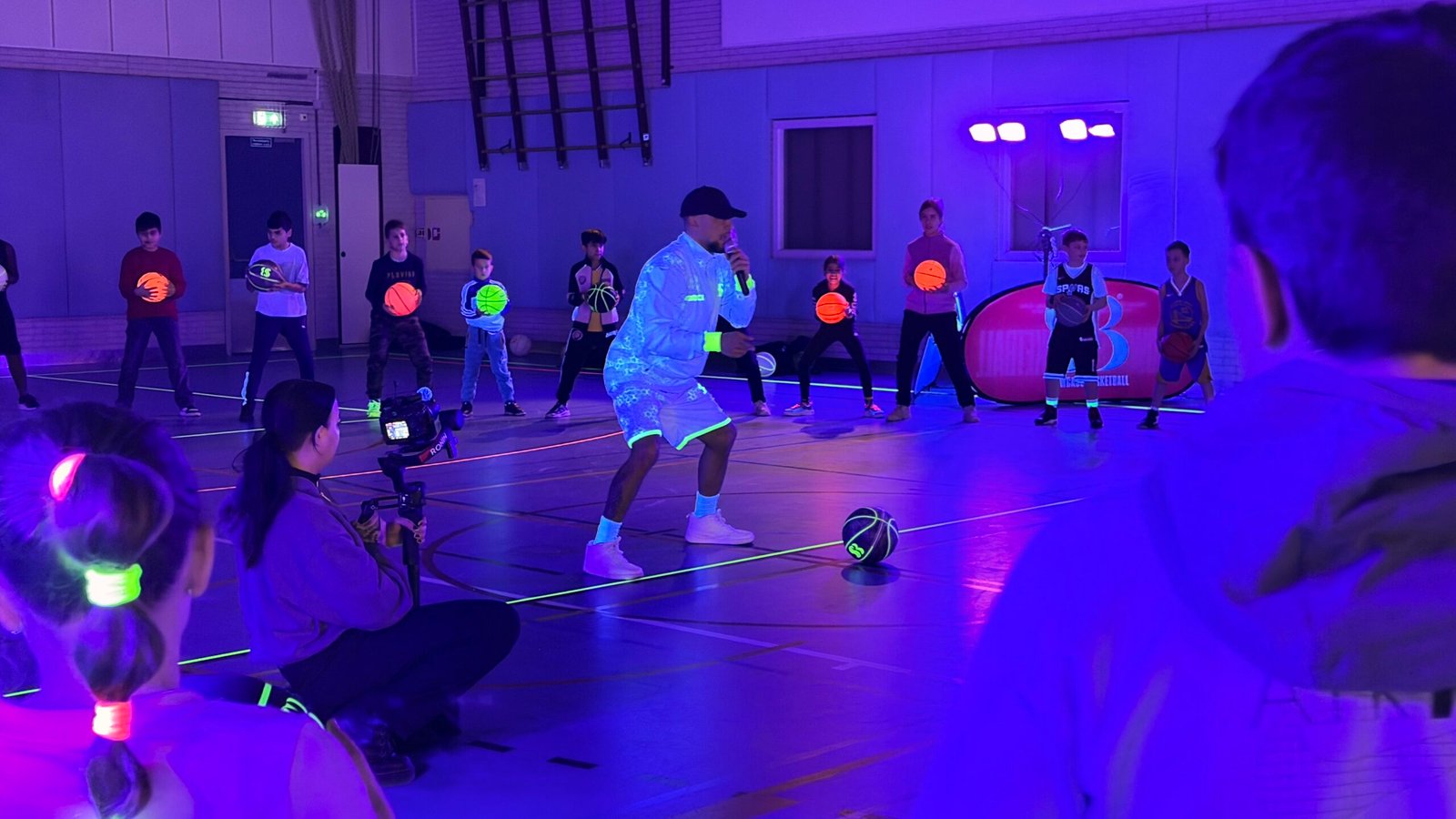 Glow in the dark: Time to Glow Leijp in Ypenburg