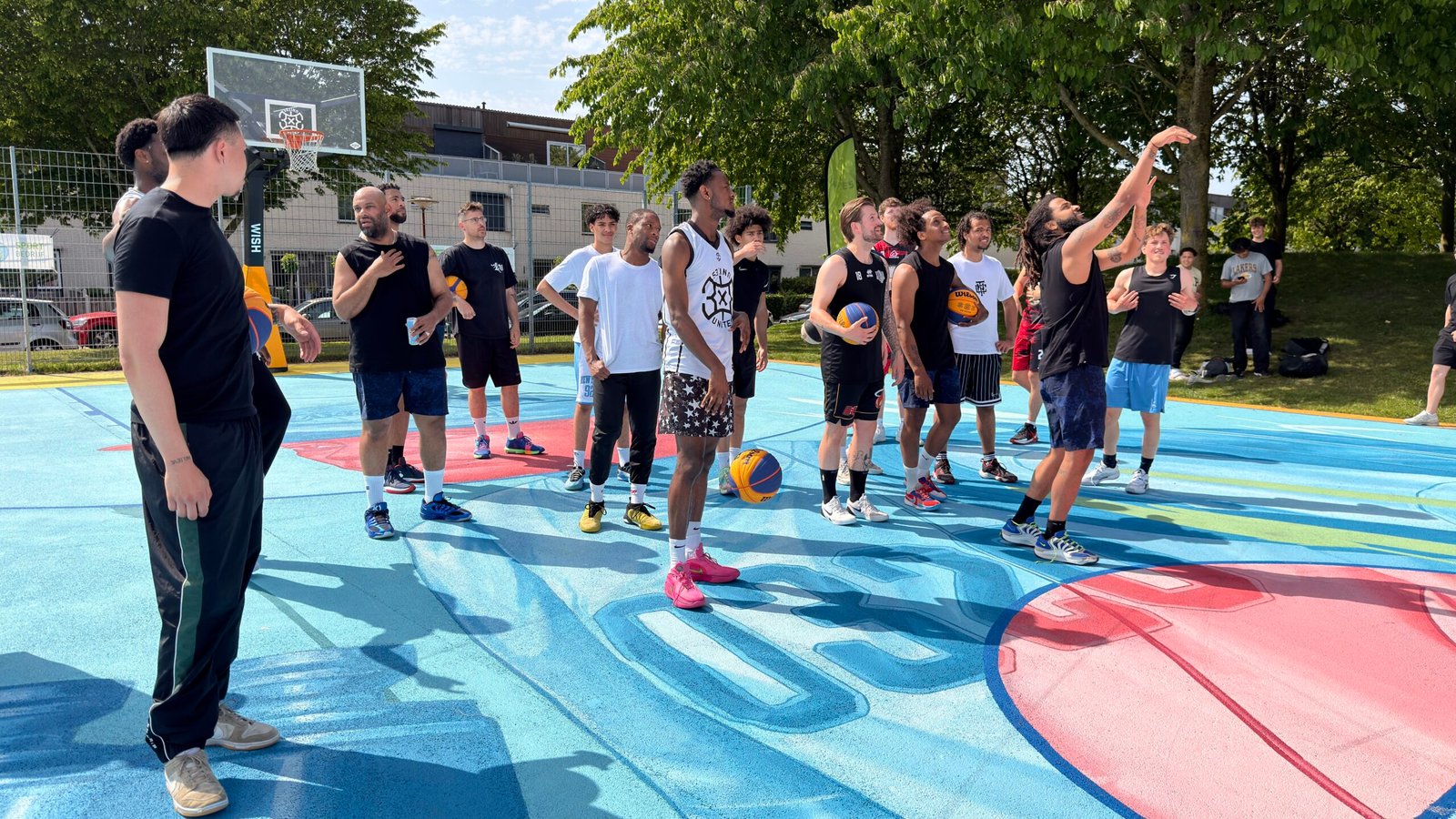 De-setting-zon-bekende-gezichten-en-street-culture-op-zn-best-1