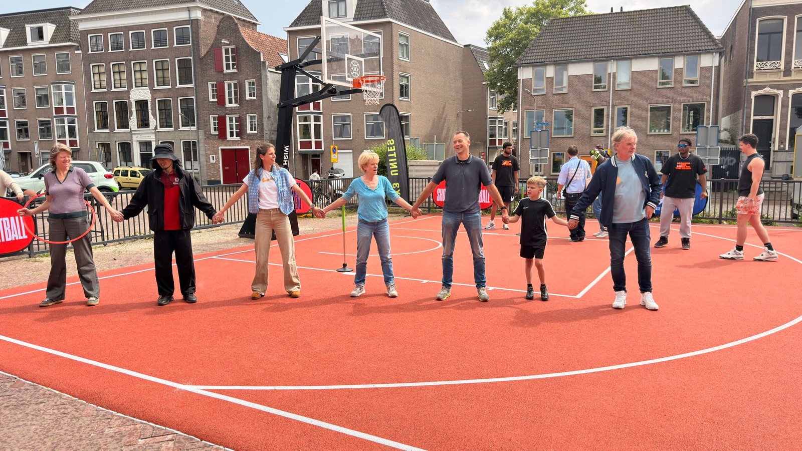 Van-regenbui-naar-volle-focus-zo-openden-we-het-veld