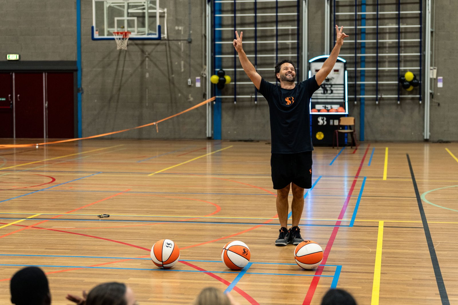 Slotmoment van de freestyle show tijdens het jubileum van BV Alphia